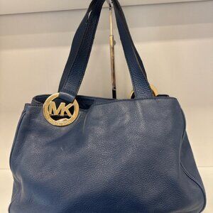 MICHAEL KORS FULTON LARGE MK SIGNATURE SHOULDER TOTE